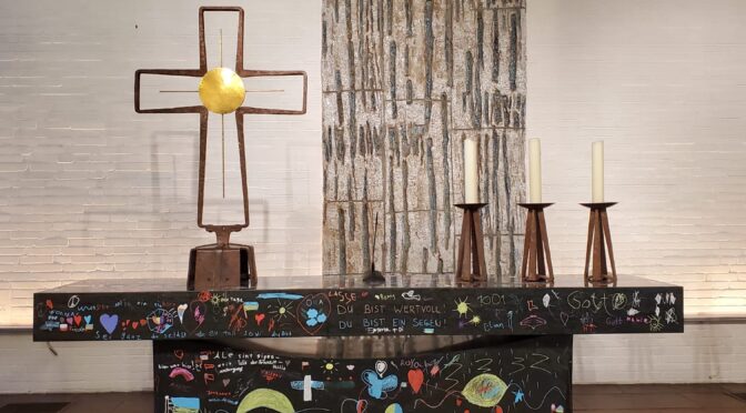 Die Löwenklasse zu Besuch in der Simeonkirche